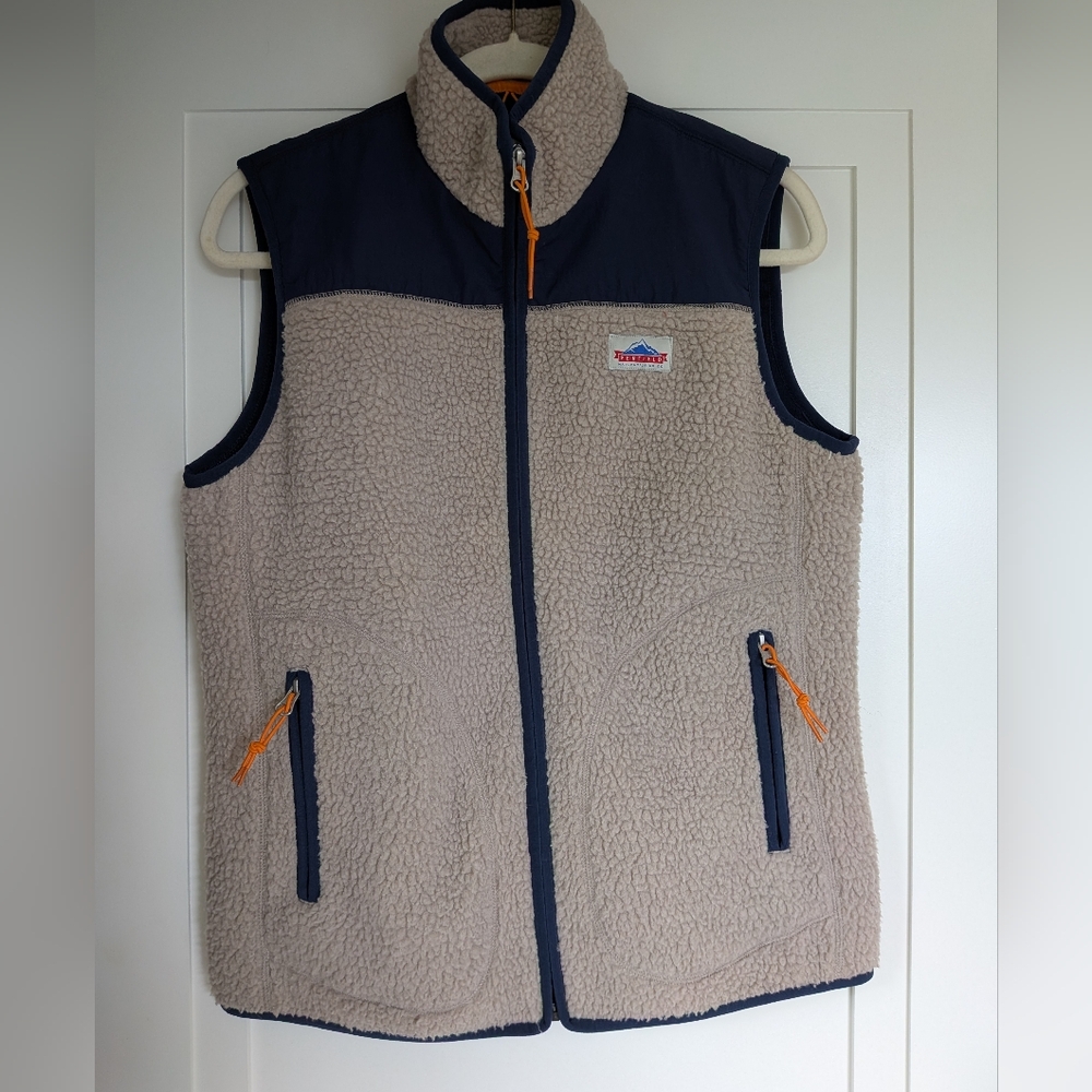 Penfield Navy and Cream Fleece Vest